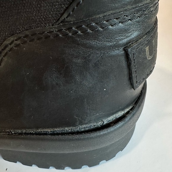 UGG Boots Women’s Size 6.5 - Picture 10 of 10